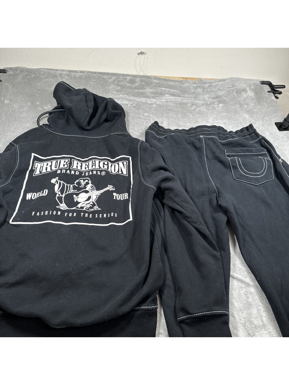True Religion Men’s Black 2pc Zip Hoodie & Tapered Pants Tracksuit Size Large